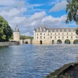 Comment optimiser sa fiche Google pour attirer des clients locaux-